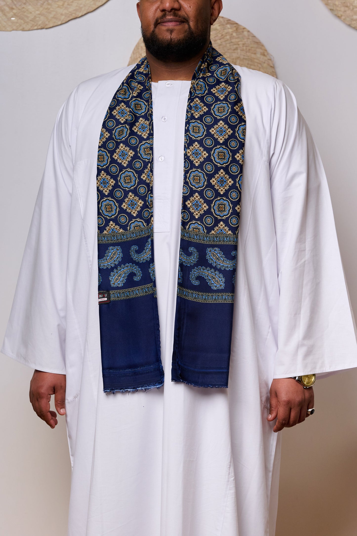 سكارف مزخرف كحلي جلابية