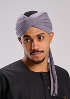 عمة سودانية شبابية ملونة