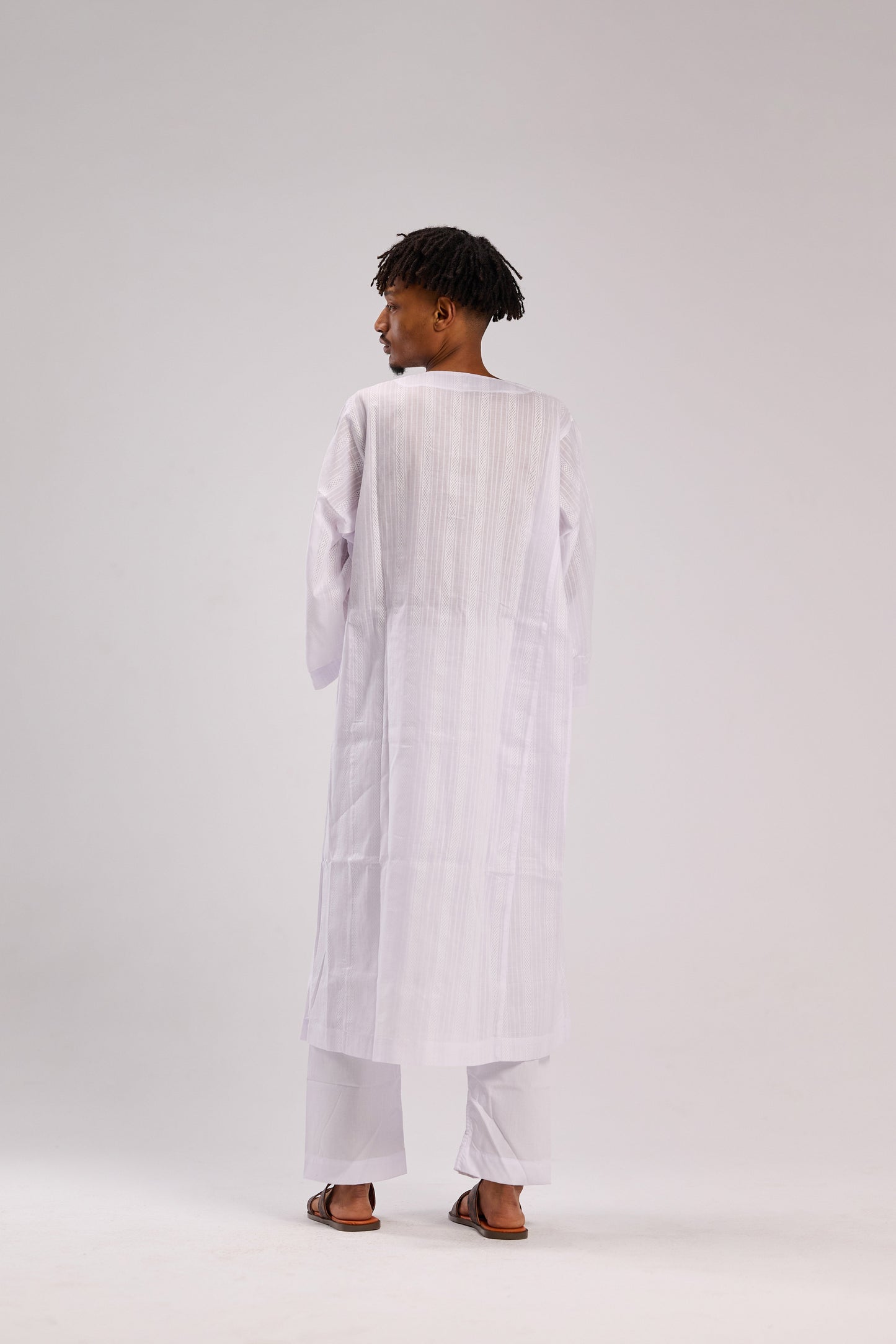 عراقي سوداني جلابية