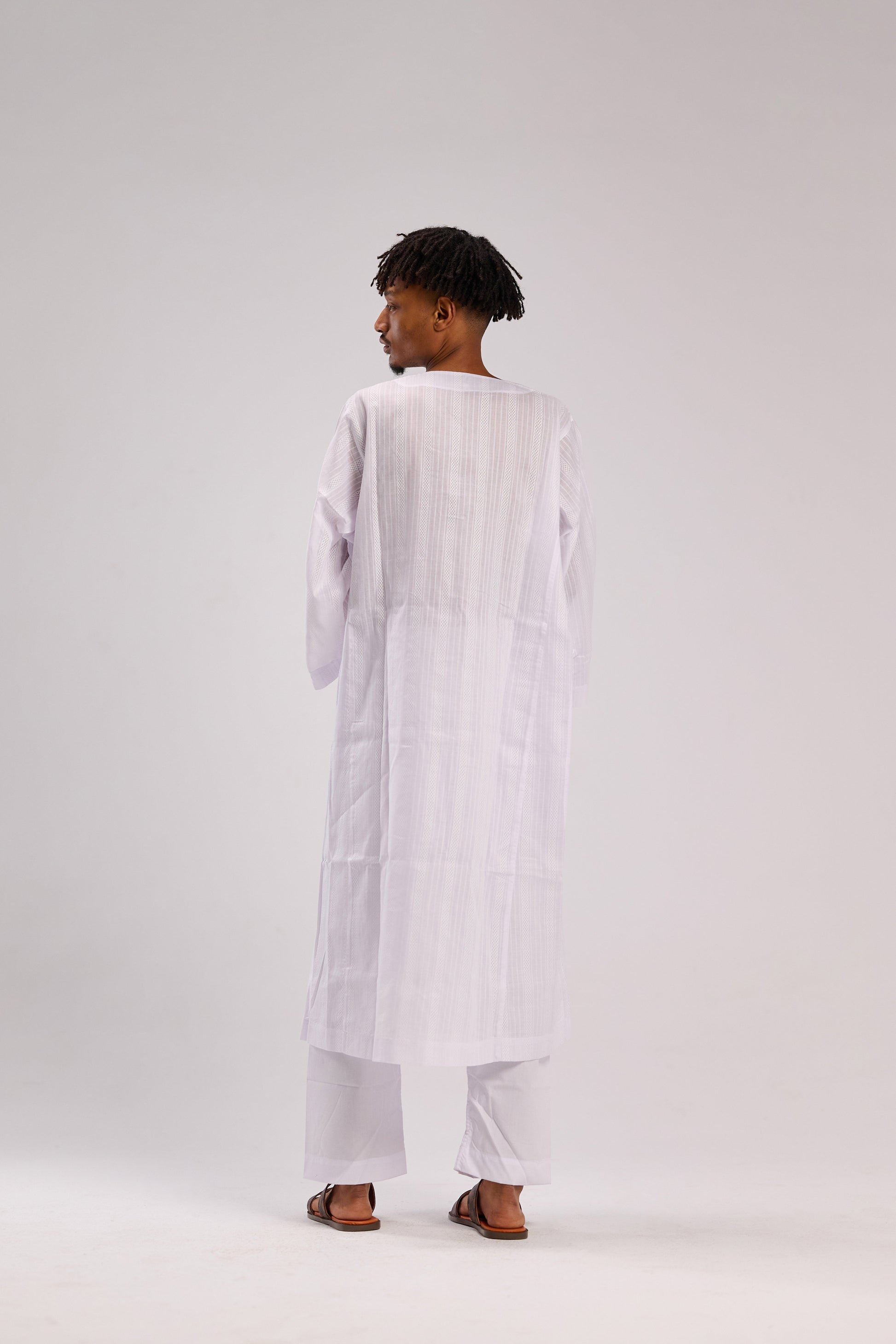 عراقي سوداني جلابية