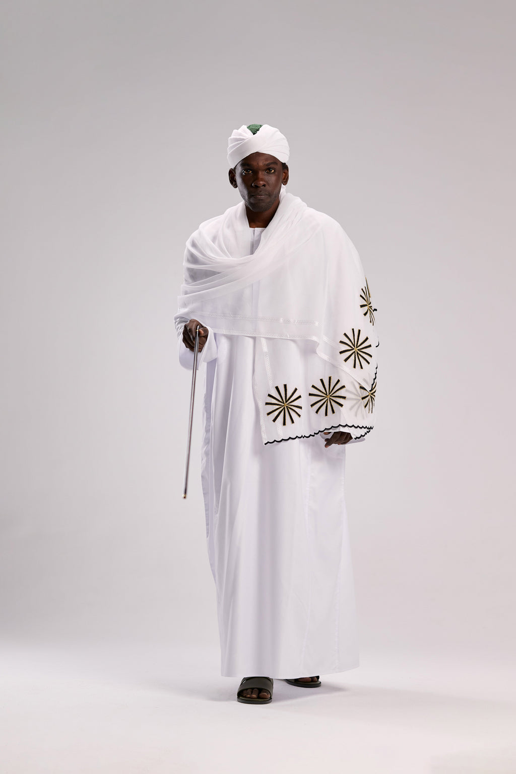 جلابية الربيع بيضاء