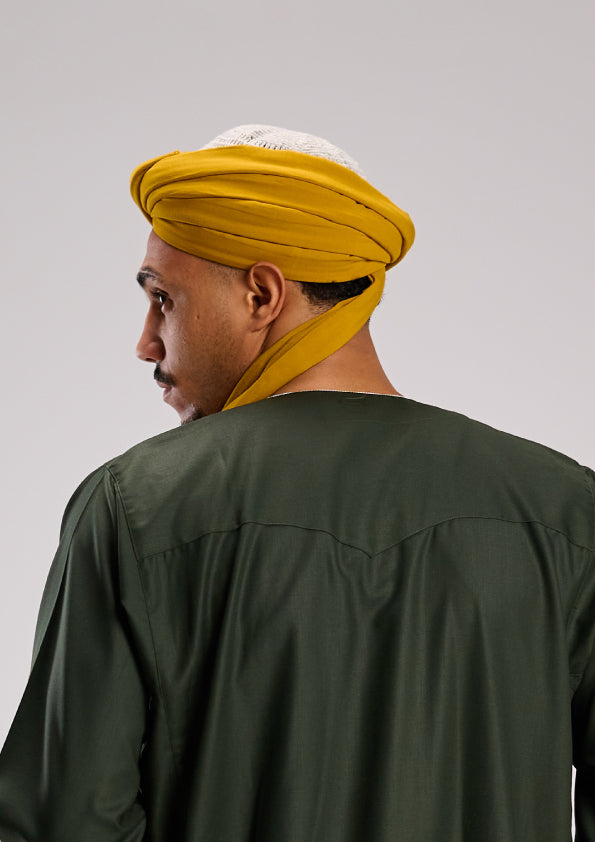 عمة سودانية شبابية ملونة